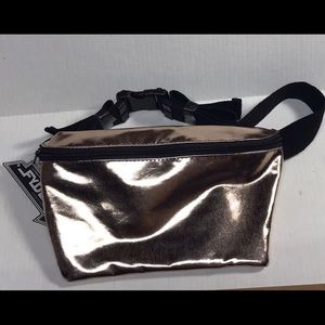 Fydelity XL ultra slim fanny pack,Cross body Gold